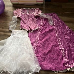 Cosplay tangled costume.